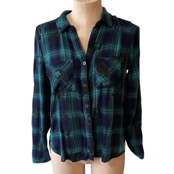 ROCK & REPUBLIC Green and Blue Plaid Button Down Shirt with Skull Print - Picture 1 of 10